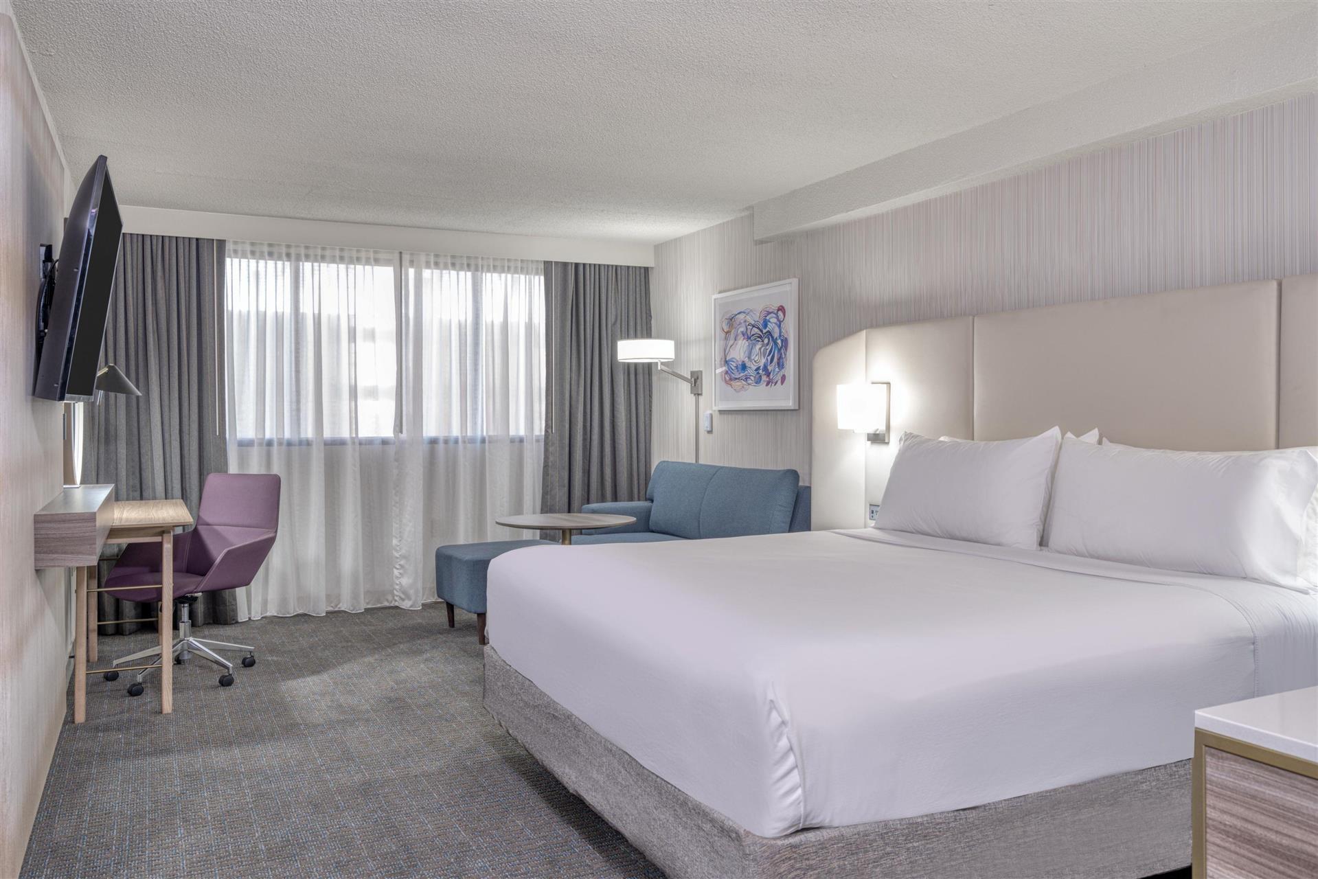 Crowne Plaza Indianapolis Airport image