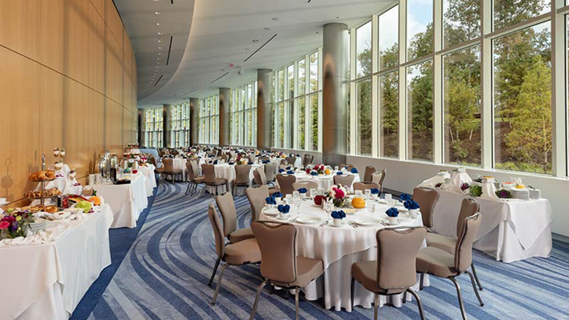 Hotels, waterfront resorts, and Casino's bordering Rhode Island 
and nearest region to Boston, MA.