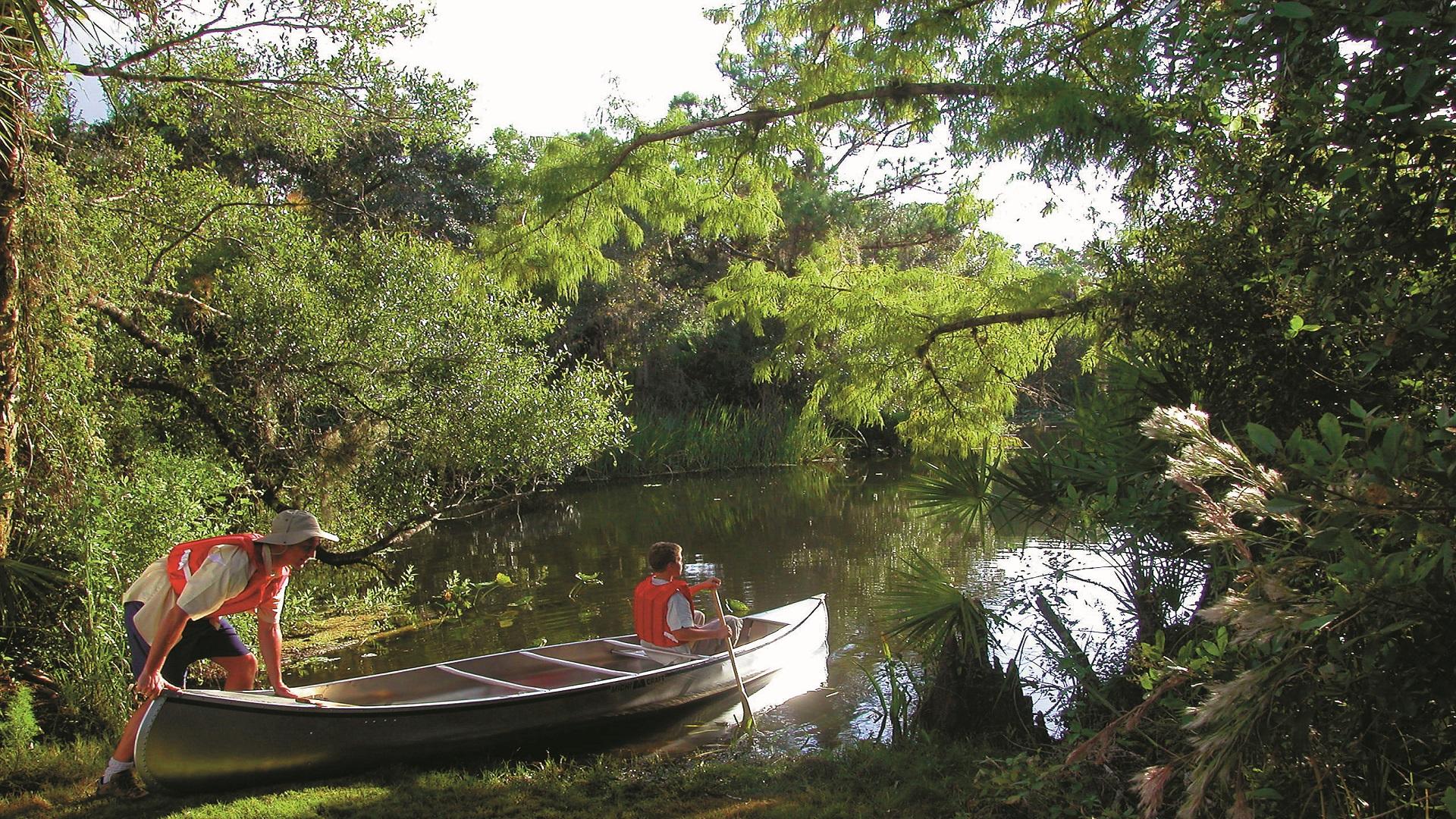 Estero boasts outlet and high-end shopping and multiple cultural attractions.