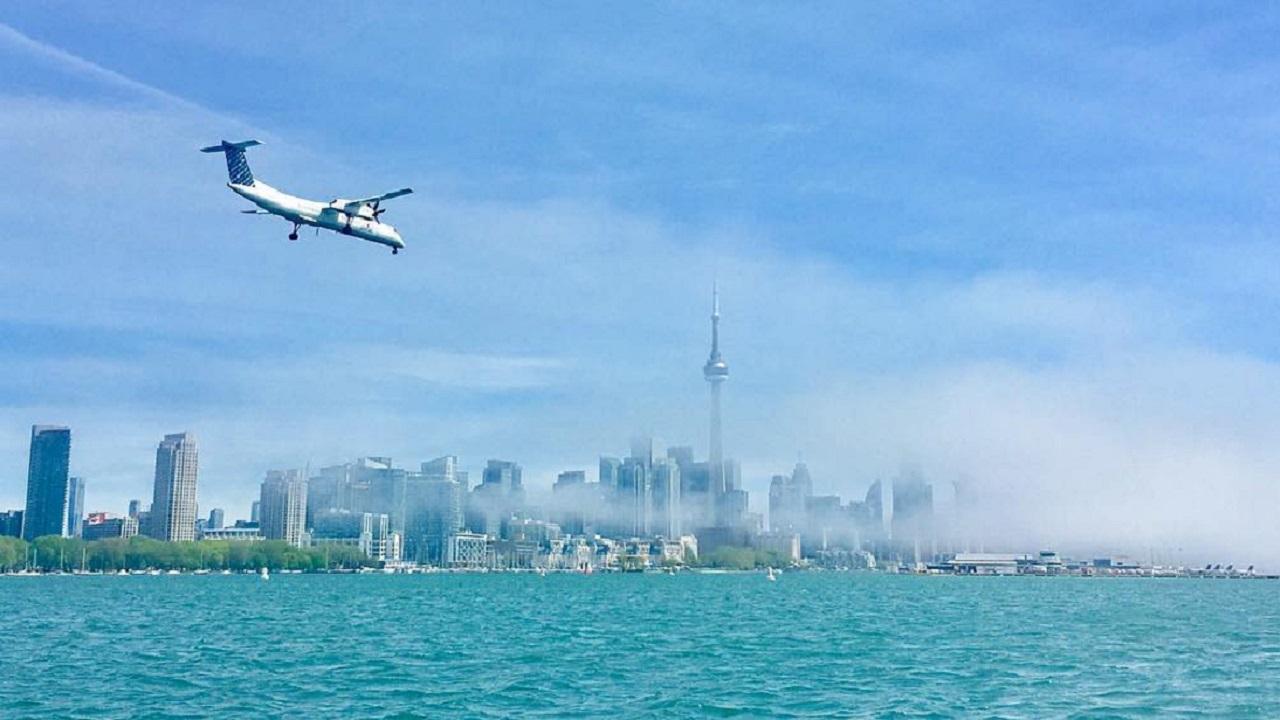 - Billy Bishop Toronto City Airport (YTZ)