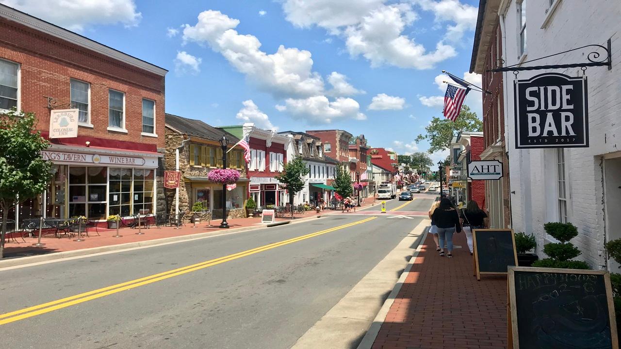 Leesburg