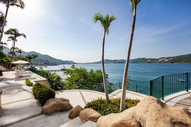 Camino Real Acapulco Diamante