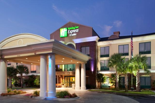 Holiday Inn Express Hotel & Suites Civic Center I-95 & I-20