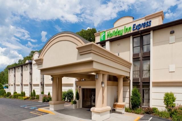 Holiday Inn Express Southington