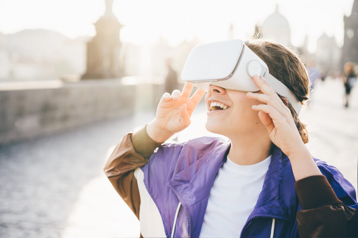 Virtualizing Tourism with Interactive VR – Making Destinations Travel