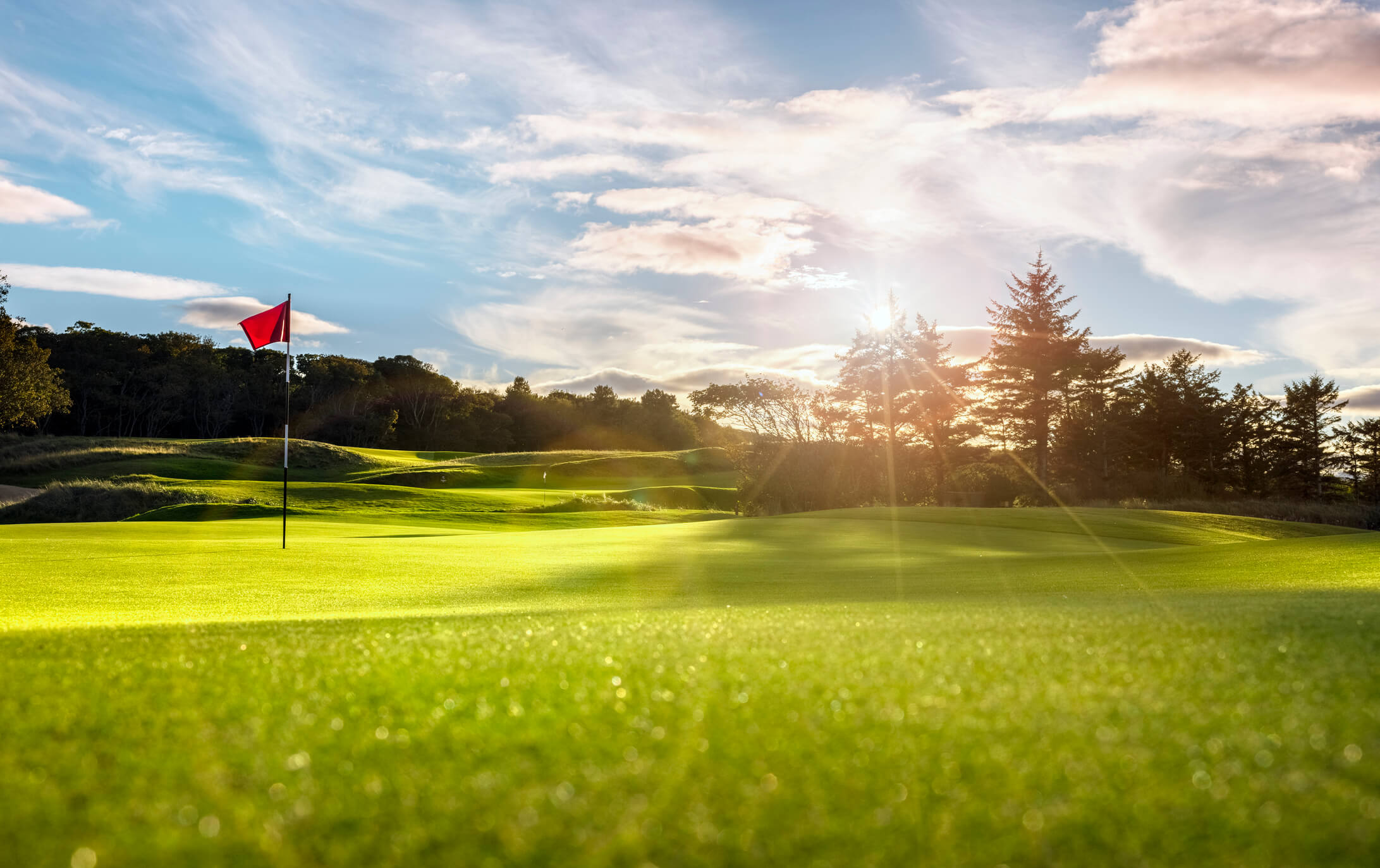 12 Golf Course Revenue-Generating Ideas That Work