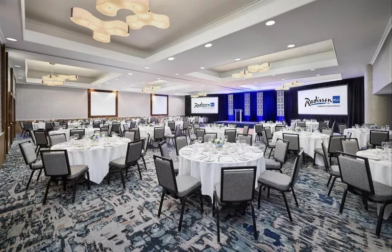Radisson Blu Toronto Downtown