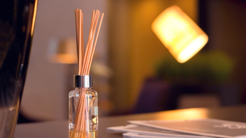 Why Do Hotels Smell So Good? The Strategy Behind Scent