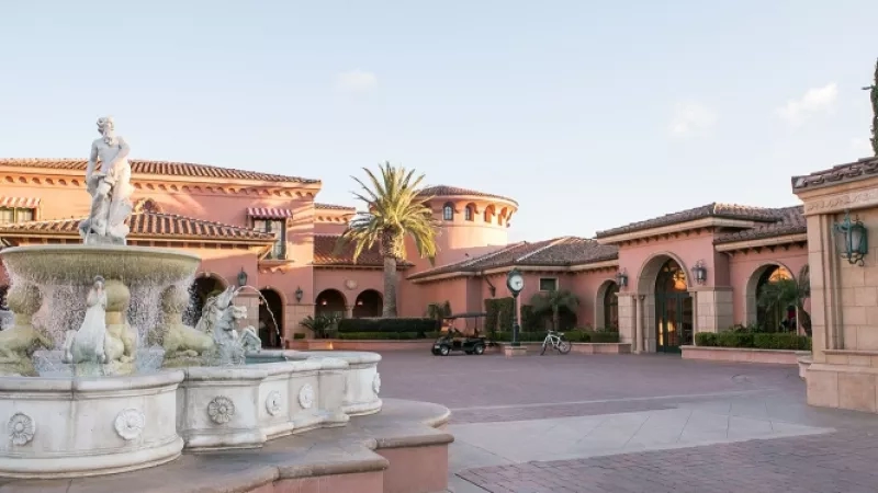 Fountain and architecture at the entrance to the Omni Rancho Las Palmas Resort & Spa in Rancho Mirage, California.