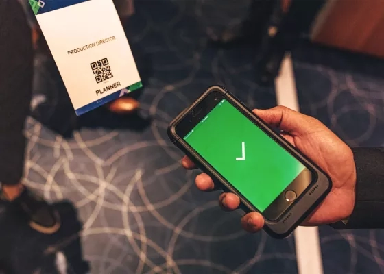 User successfully scanning a badge using mobile device