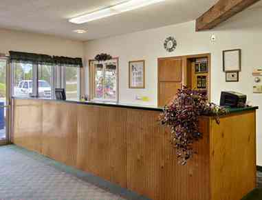 Super 8 by Wyndham Sturgeon Bay в Sturgeon Bay, WI