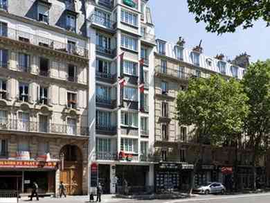 Hotel Ibis Paris Ornano Montmartre Nord 18eme em Paris, FR