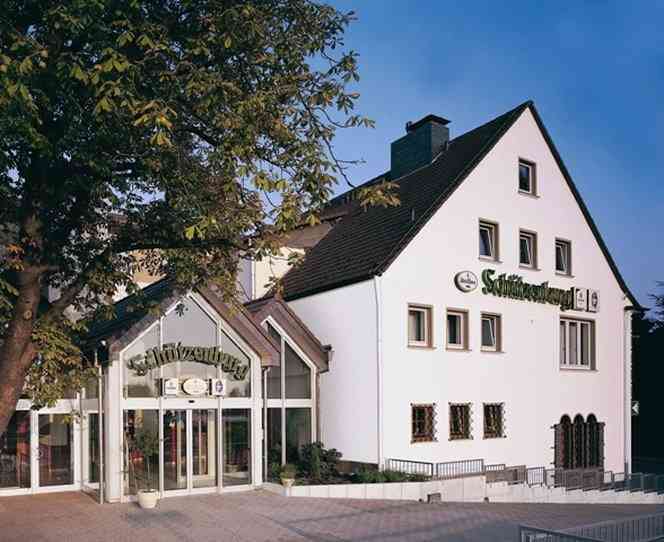 Hotel Schuetzenburg в Burscheid, DE