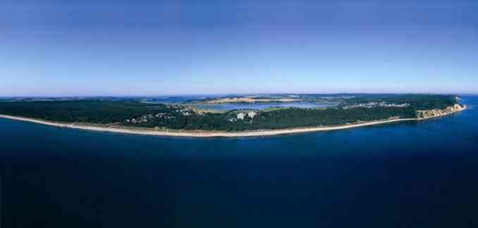 Cliff Hotel Ruegen in Verkopen, DE