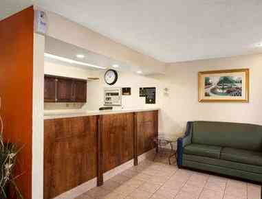 Super 8 by Wyndham Prestonsburg in Prestonsburg, KY