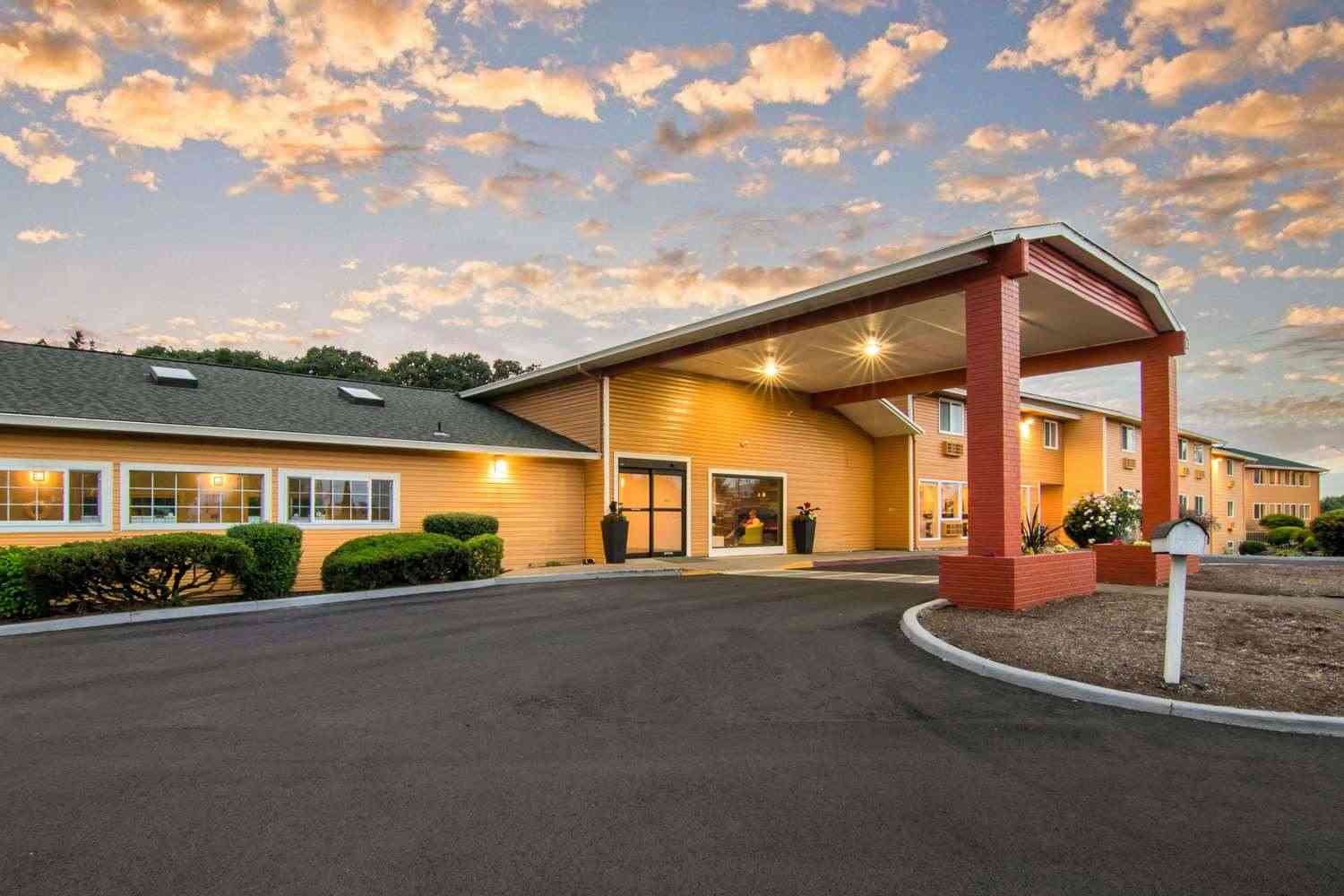 Quality Inn and Suites a Albany, OR