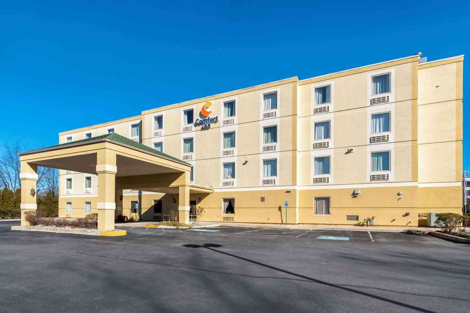 Comfort Inn Mechanicsburg - Harrisburg South в Mechanicsburg, PA