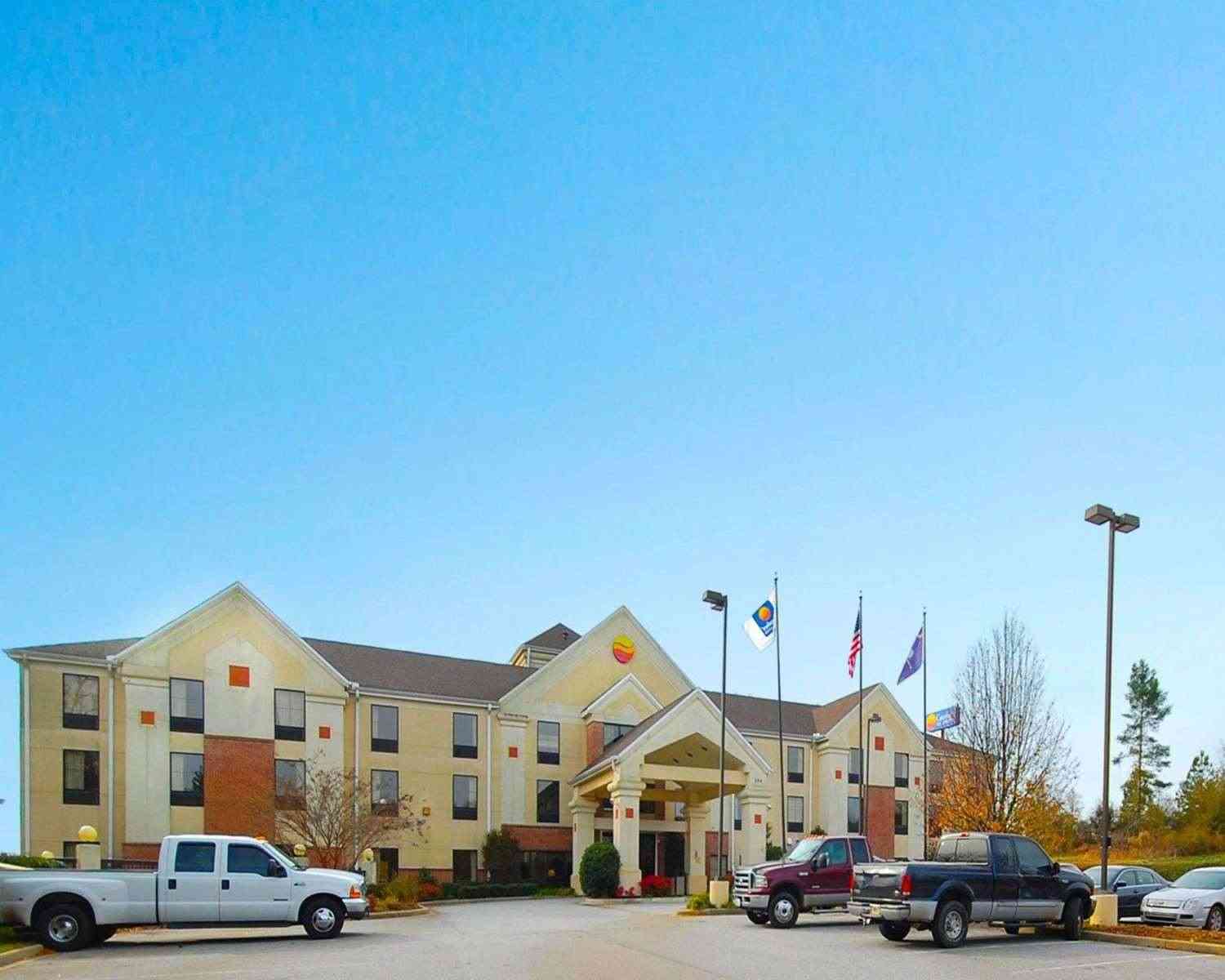 Comfort Inn and Suites at I-85 в Spartanburg, SC