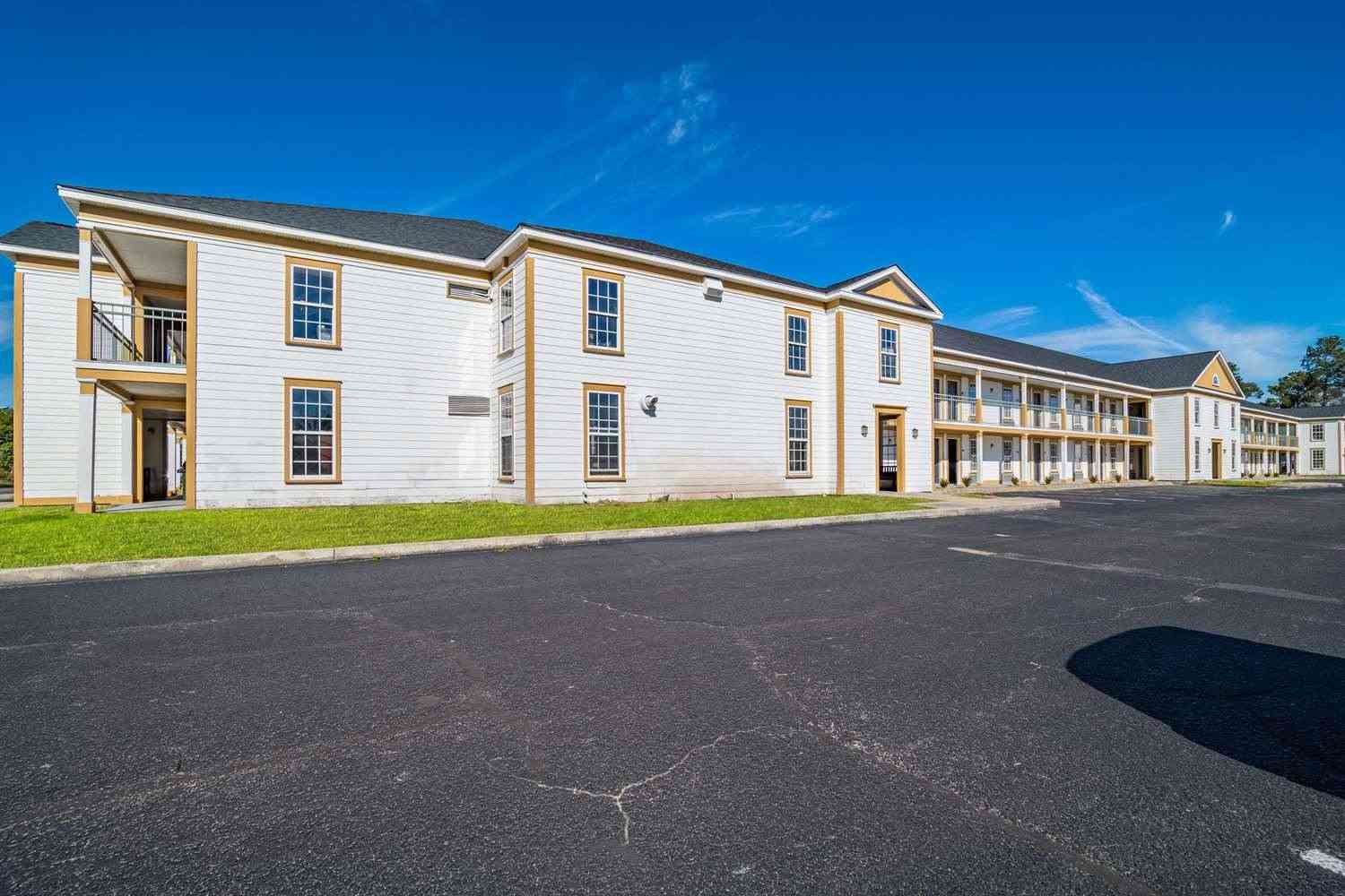 Quality Inn and Suites Santee в Santee, SC