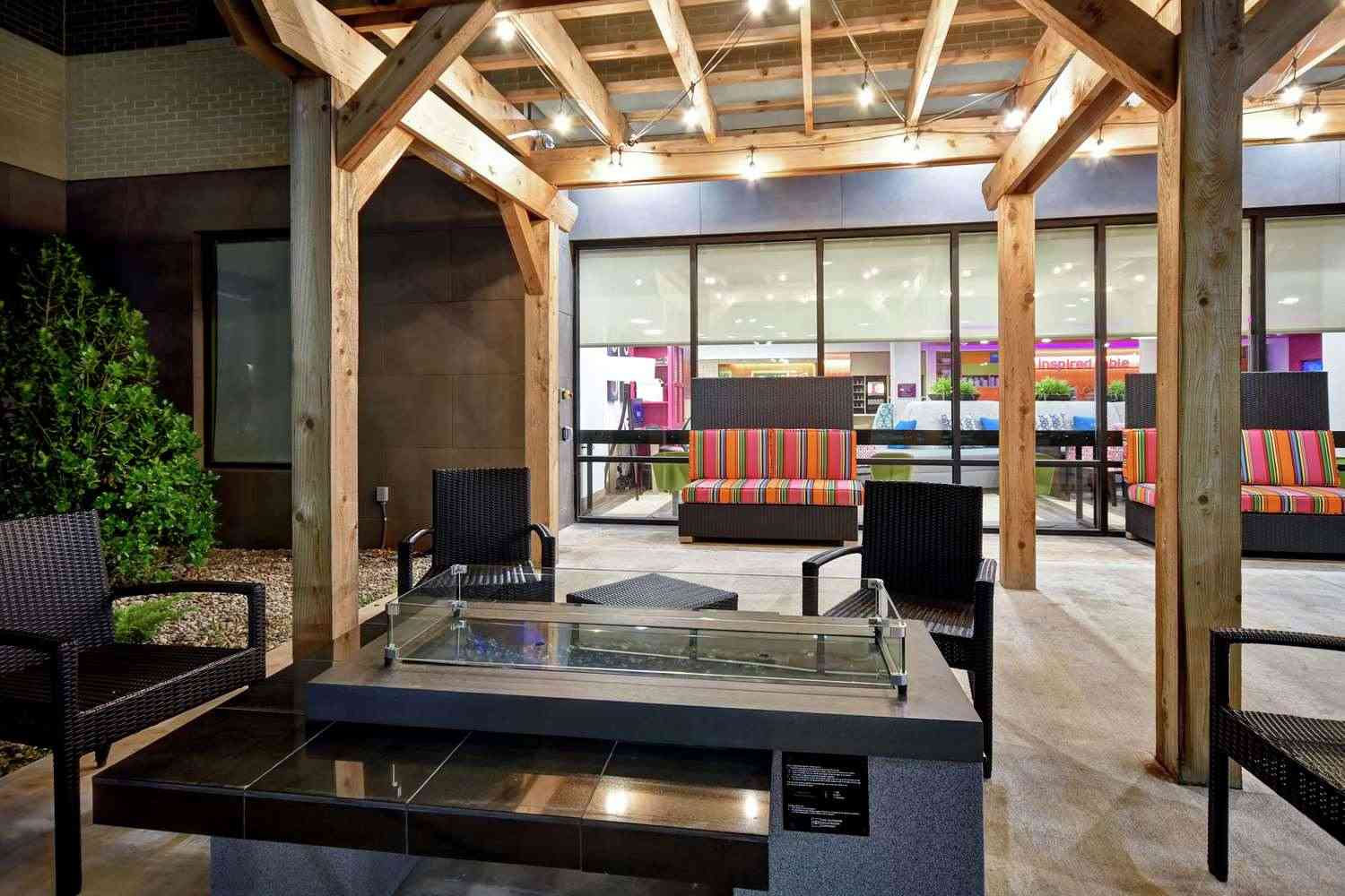 Home2 Suites by Hilton Oklahoma City Airport в Oklahoma City, OK