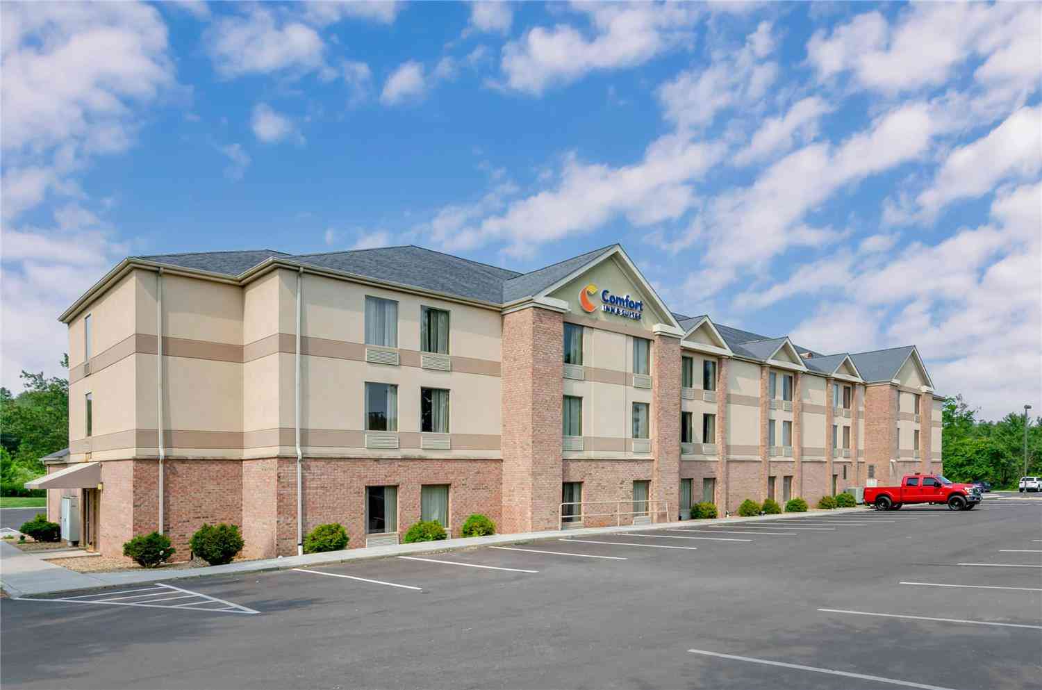 Comfort Inn and Suites Christiansburg I-81 in Christiansburg, VA