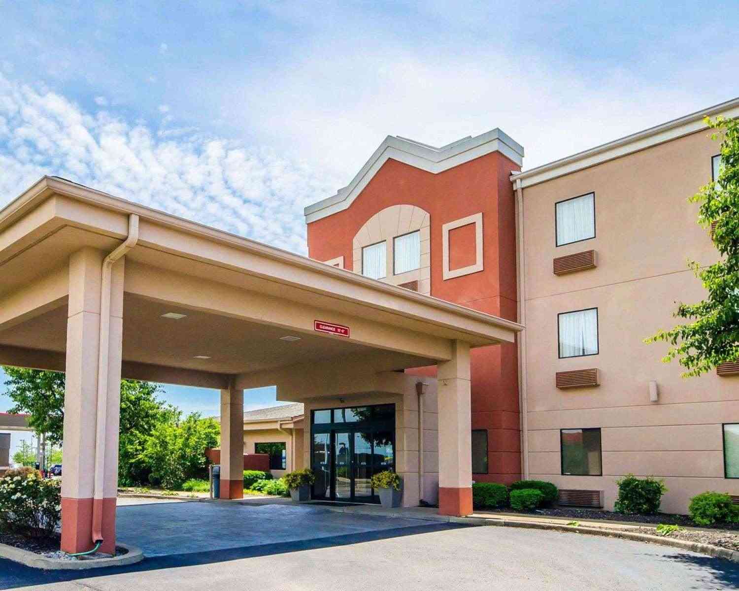 Comfort Suites East в Louisville, KY