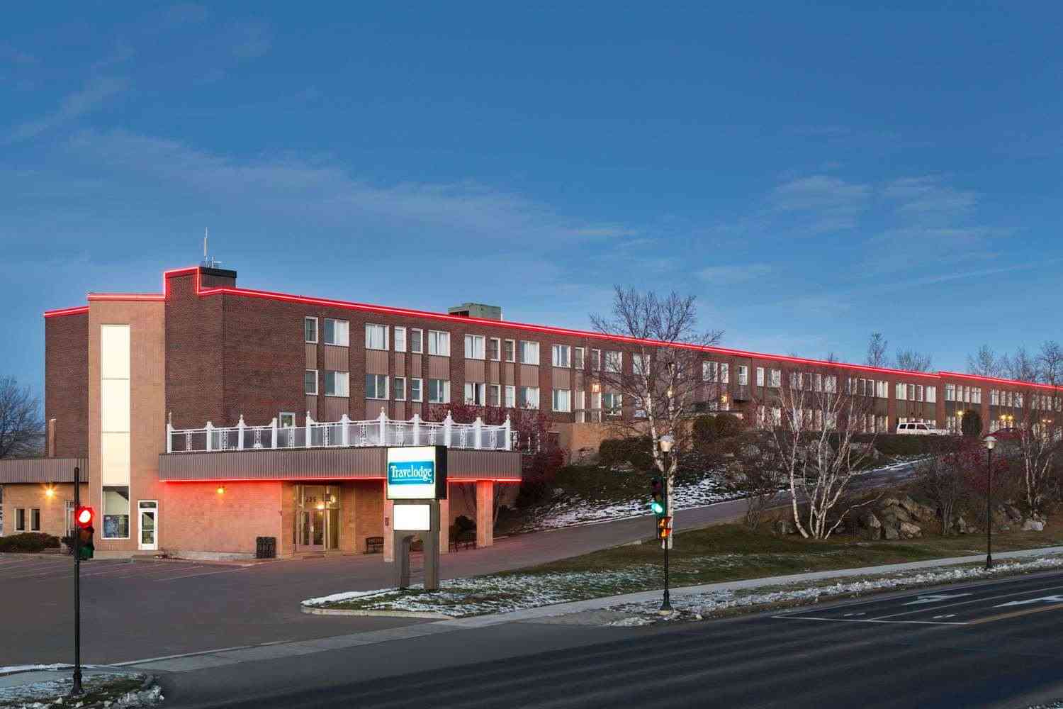 Travelodge by Wyndham Baie-Comeau a Baie-Comeau, QC