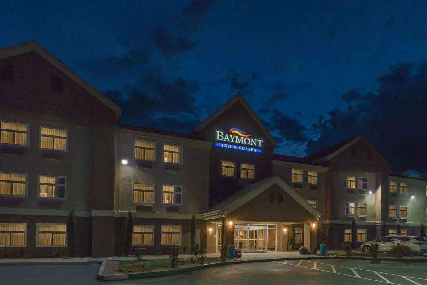 Baymont by Wyndham Albuquerque Airport в Albuquerque, NM