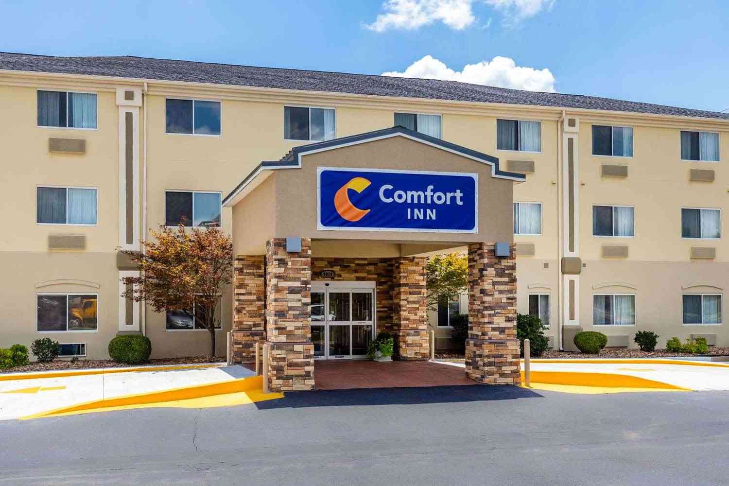 Comfort Inn South Tulsa - Woodland Hills в Tulsa, OK