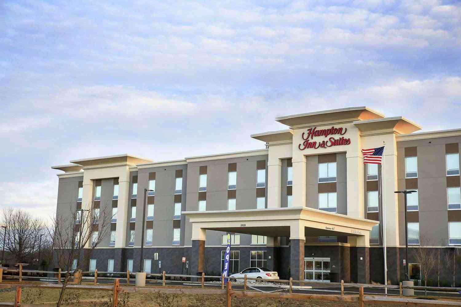 Hampton Inn & Suites Mount Laurel/Moorestown в Mt. Laurel, NJ