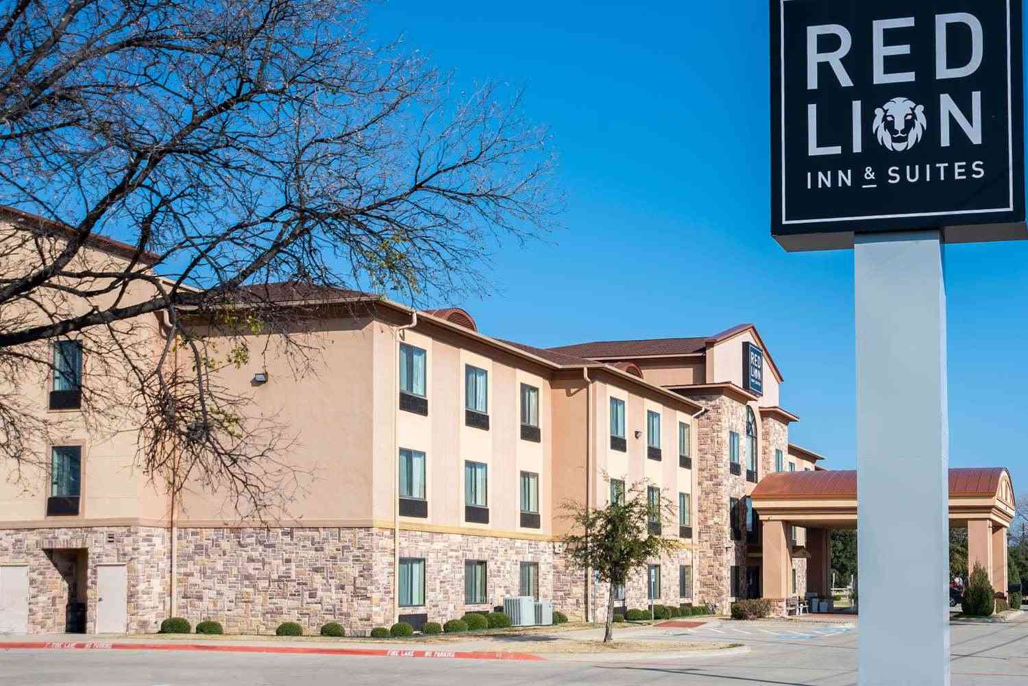 Red Lion Inn & Suites Mineral Wells i Mineral Wells, TX