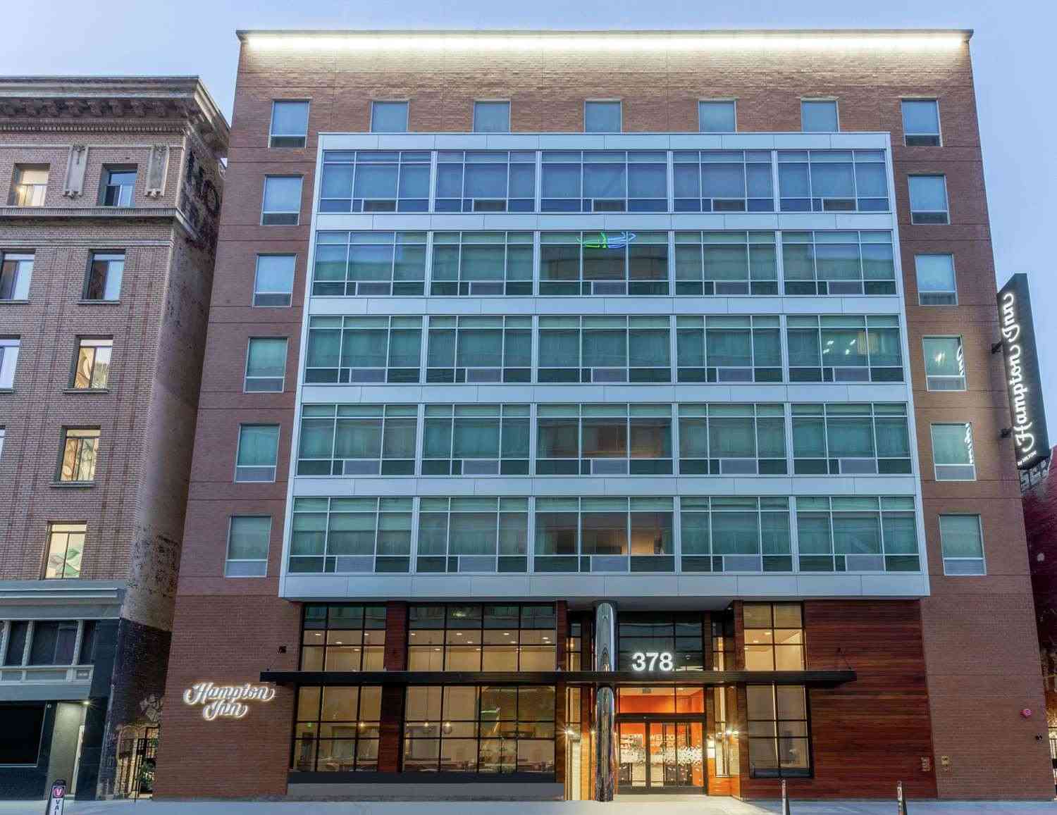 Oakland, CAにおけるHampton Inn Oakland Downtown-City Center 