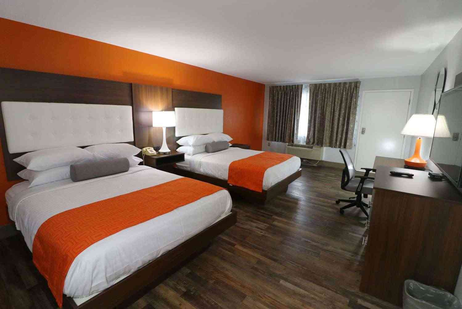 Howard Johnson by Wyndham Downtown Gatlinburg в Gatlinburg, TN