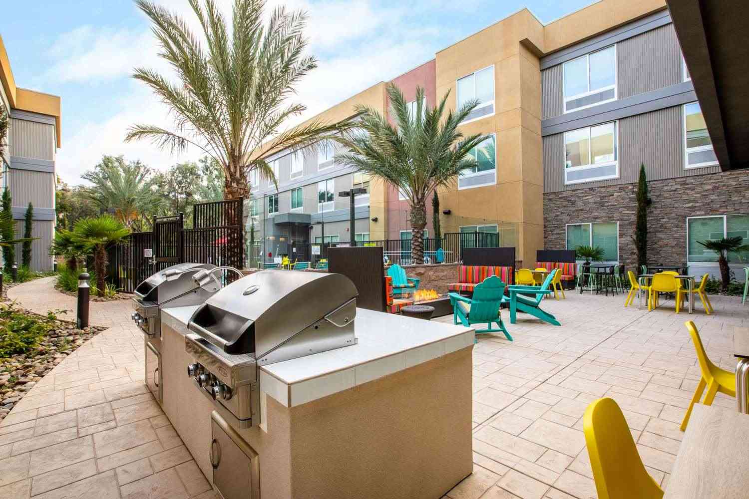 Home2 Suites by Hilton Carlsbad à Carlsbad, CA