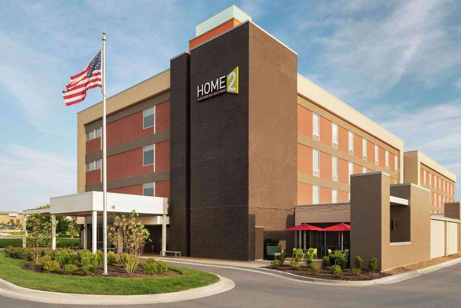Home2 Suites by Hilton Overland Park в Overland Park, KS
