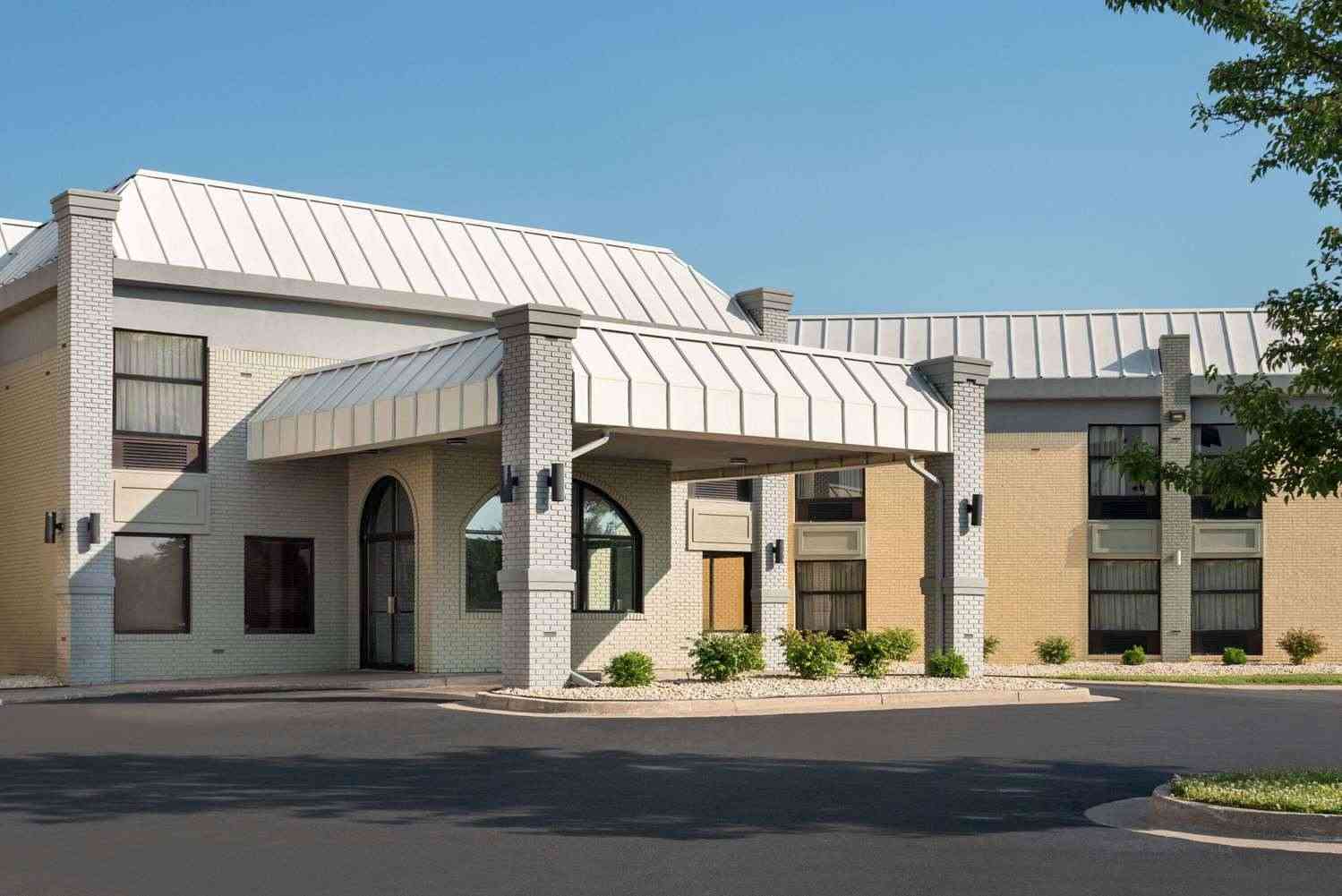 Days Inn & Suites by Wyndham Merrillville en Merrillville, IN