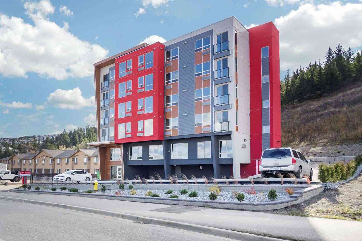 The Hue Hotel Ascend Hotel Collection in Kamloops, BC