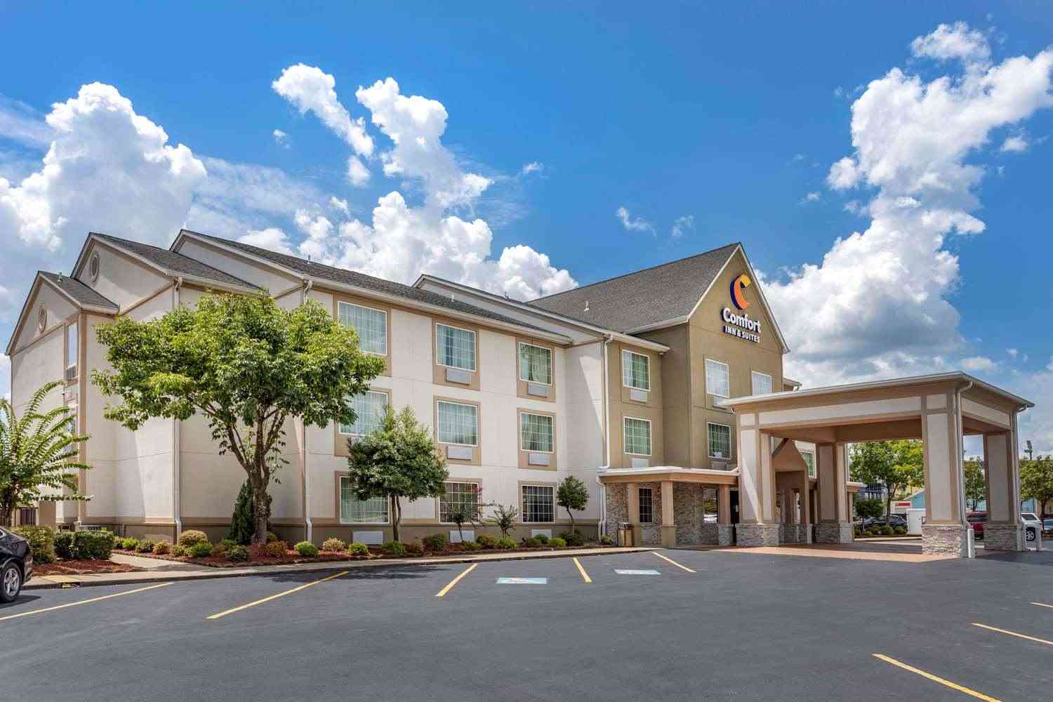 Comfort Inn and Suites North Little Rock em North Little Rock, AR