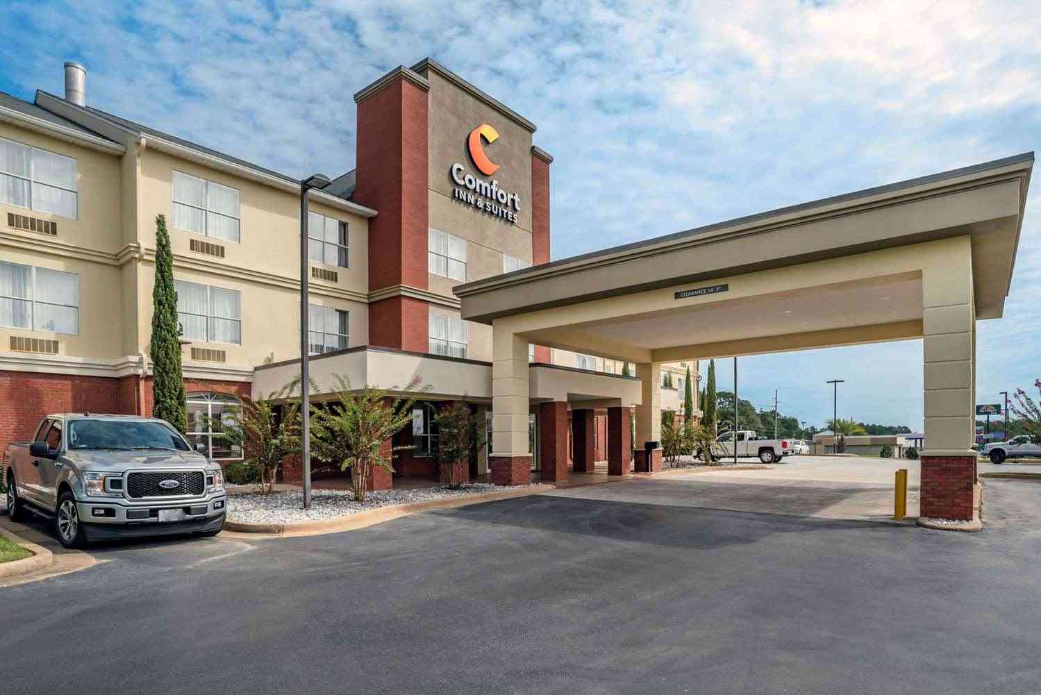 米尔布鲁克, AL 的 Comfort Inn and Suites Millbrook-Pratville