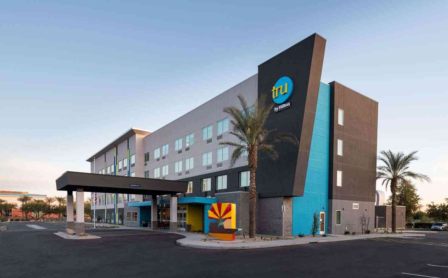 Tru by Hilton Phoenix Glendale Westgate a Glendale, AZ