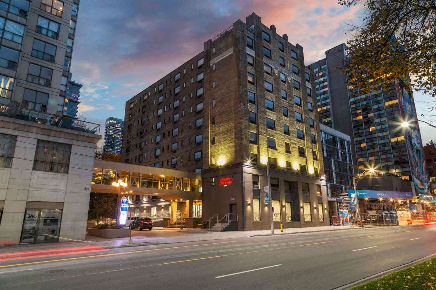 Hampton Inn & Suites by Hilton Toronto Downtown à Toronto, ON