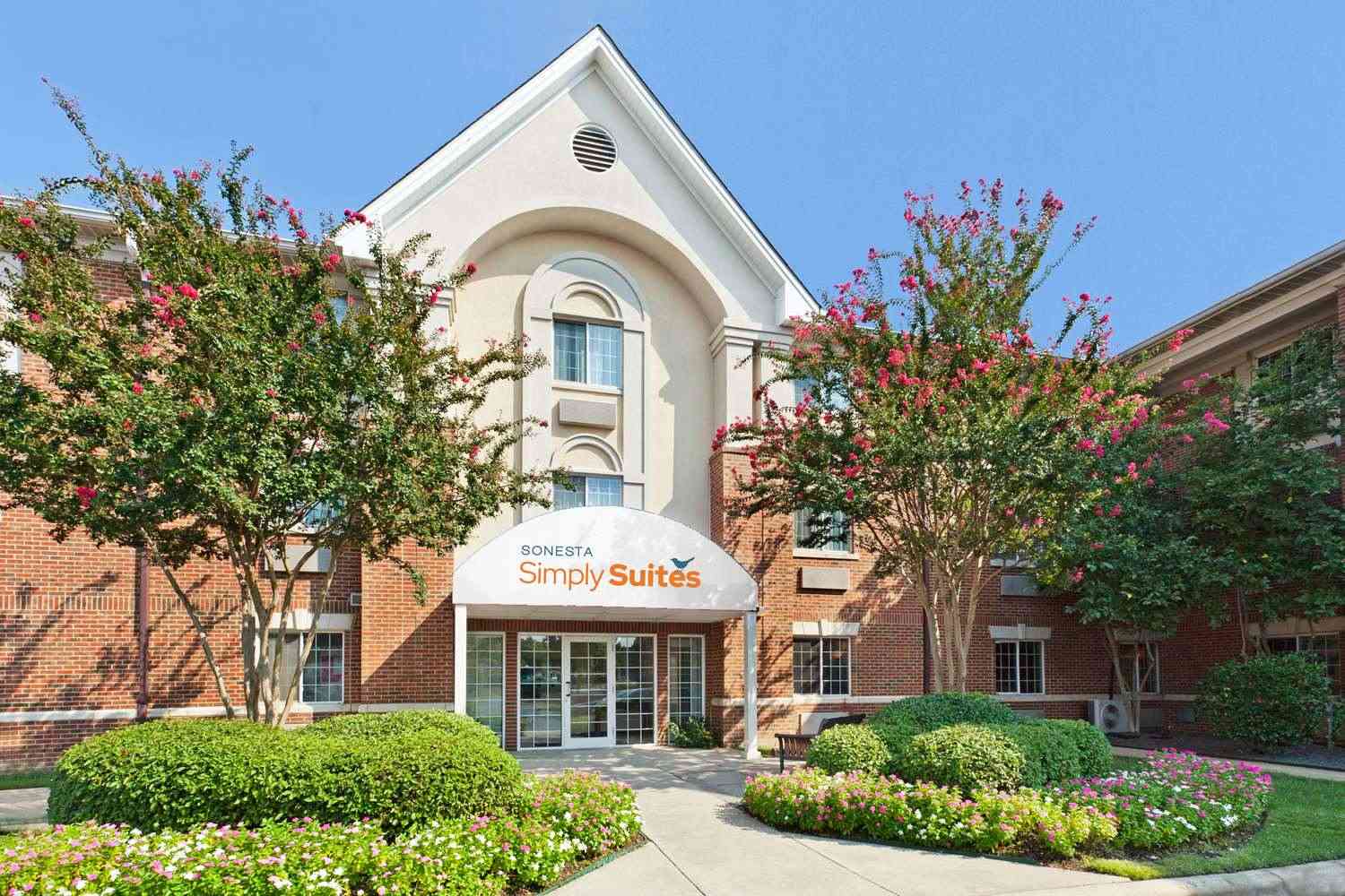 Sonesta Simply Suites Charlotte University à Charlotte, NC
