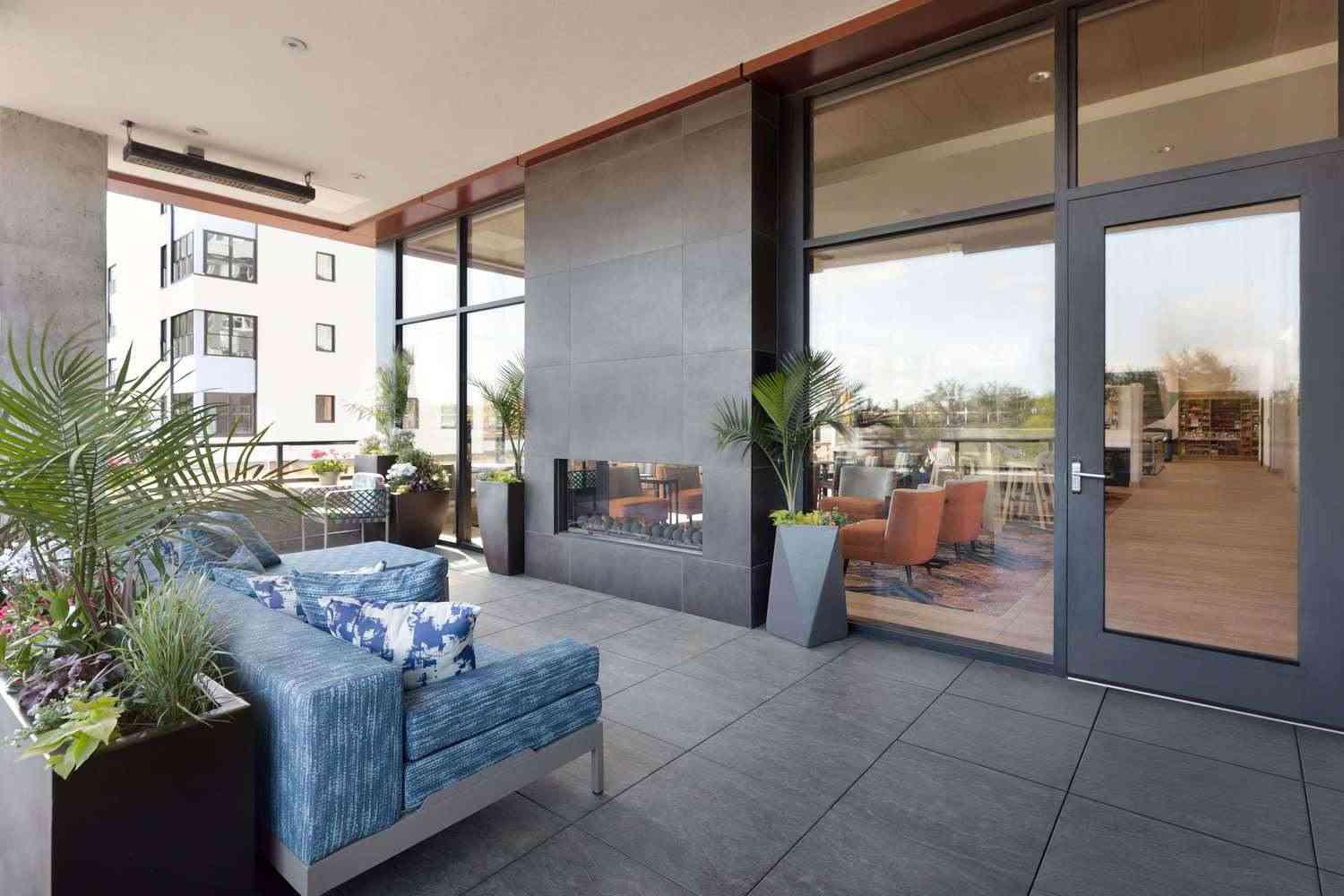 Hampton Inn & Suites Watertown Boston в Watertown, MA