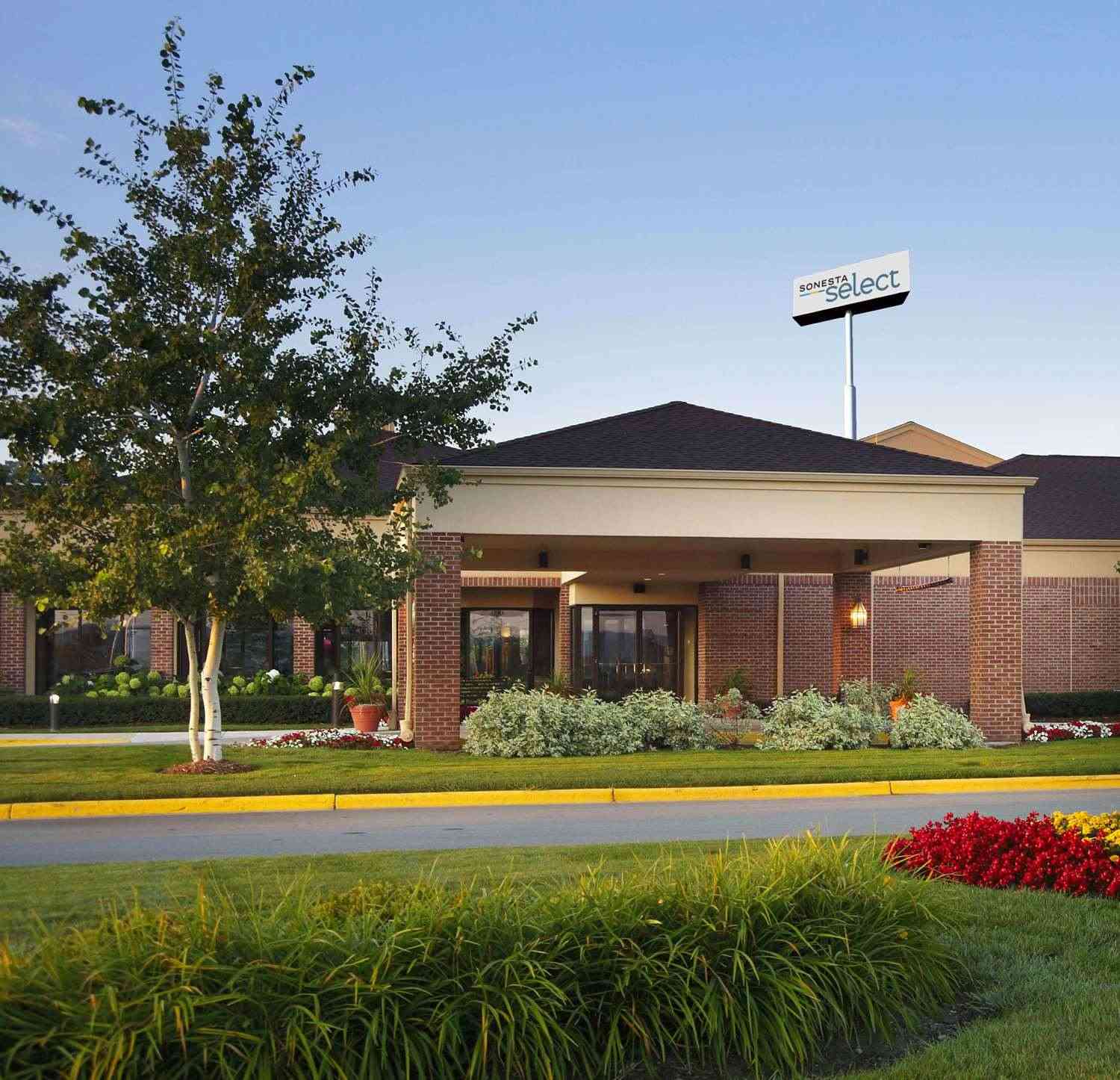 Sonesta Select Milwaukee Brookfield em Brookfield, WI