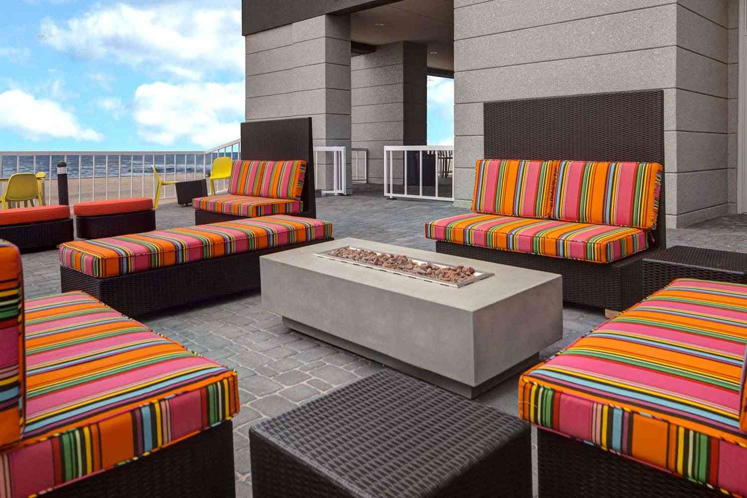 Tru by Hilton Galveston a Galveston, TX