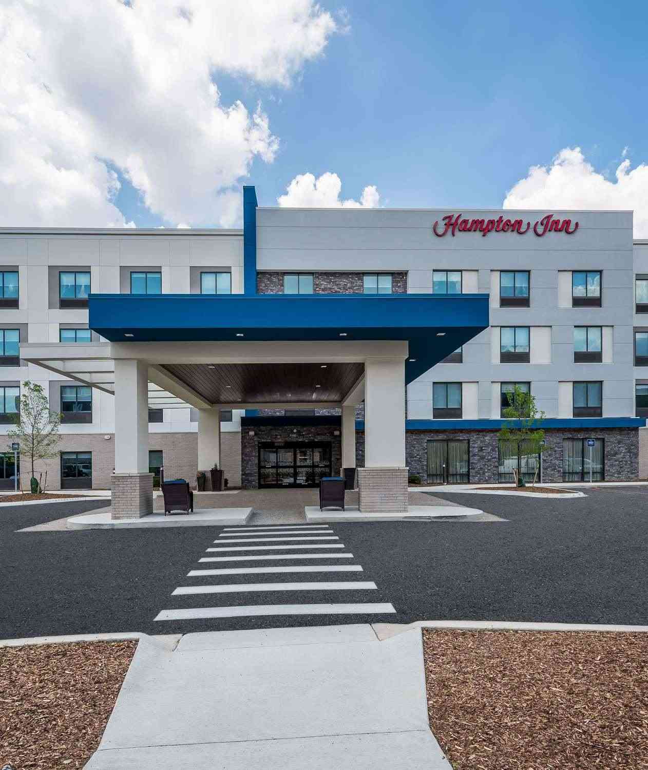 Hampton Inn by Hilton Detroit Southfield, Southfield, MI