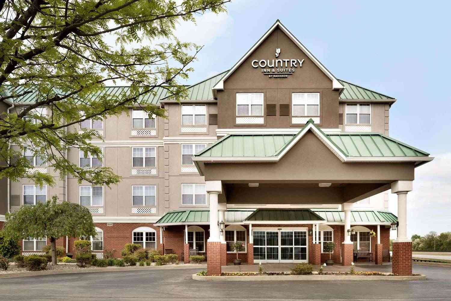 Country Inn & Suites By Radisson, Louisville East, KY в Louisville, KY