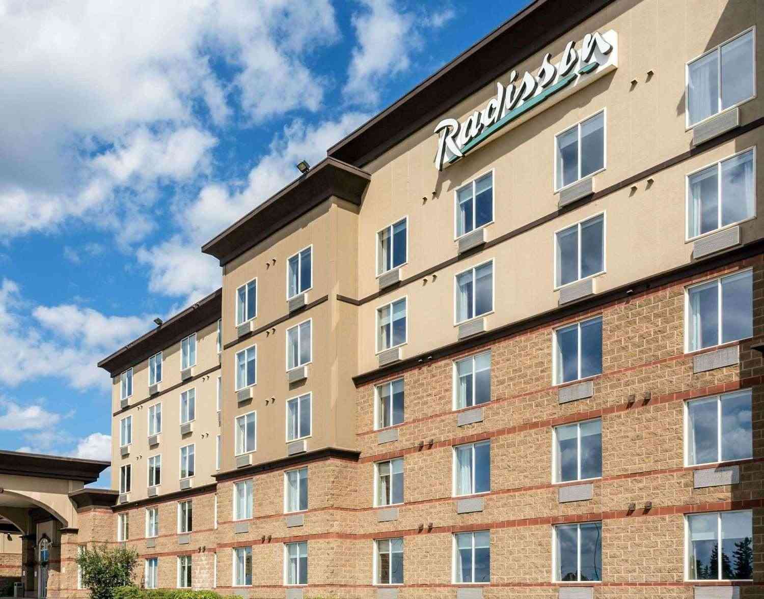 Radisson Hotel & Suites Fort McMurray em Fort McMurray, AB
