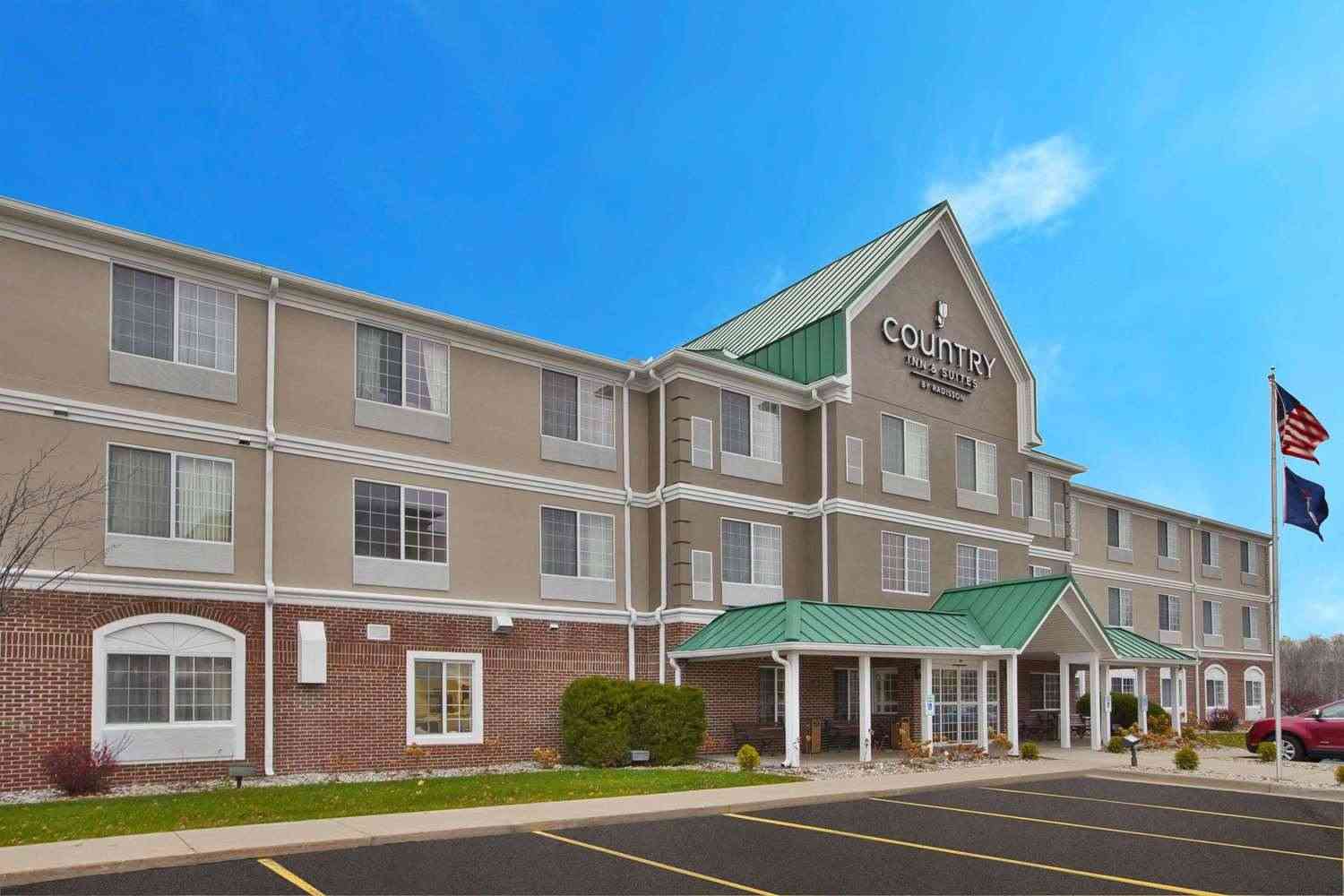 Country Inn & Suites By Radisson, Big Rapids, MI в Big Rapids, MI