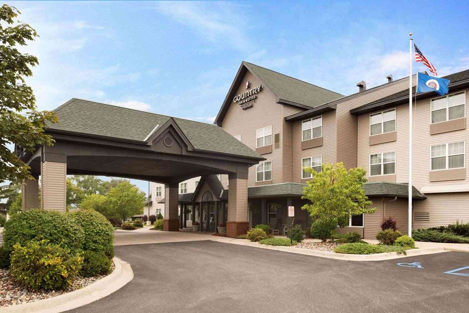 Country Inn & Suites By Radisson, St. Cloud East, MN, St. Cloud, MN